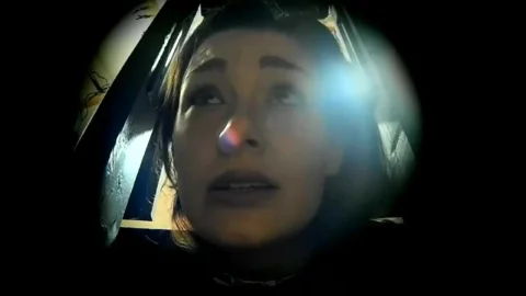 The Guillotine – Prisoner Laura guillotined