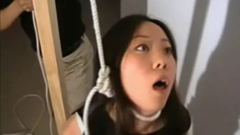 2Kill4 – Hanging